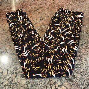 OS LuLaRoe Leggings AA22 4985